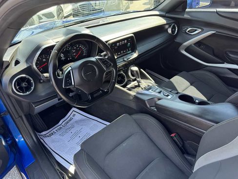 Used 2017 Chevrolet Camaro SS RWD image 10