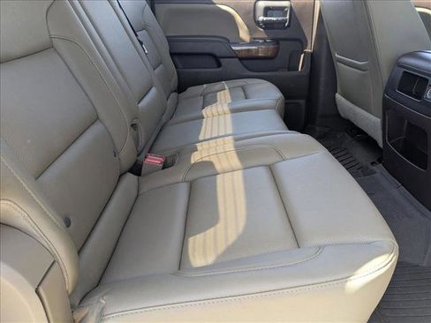 Used 2018 GMC Sierra 1500 SLT image 17