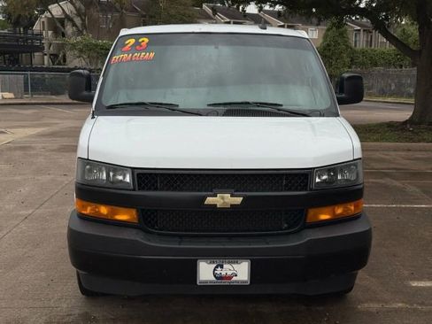 Used 2023 Chevrolet Express 3500 LS image 9