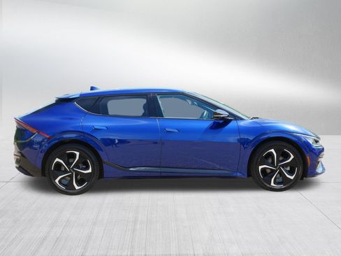 Certified 2024 Kia EV6 GT-Line AWD/4WD image 8