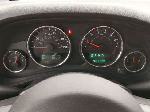 Used 2016 Jeep Wrangler Unlimited Sahara w/ Connectivity Group image 23