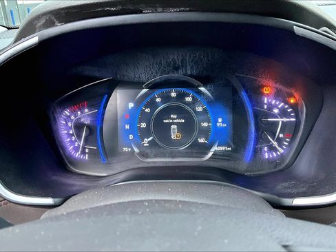 Used 2020 Hyundai Santa Fe Limited FWD image 14