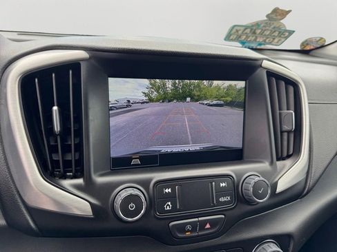 Used 2022 GMC Terrain SLT w/ Elevation Edition image 26