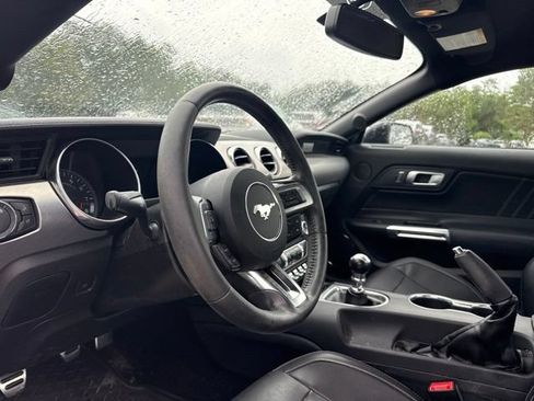 Used 2019 Ford Mustang GT Premium RWD image 14