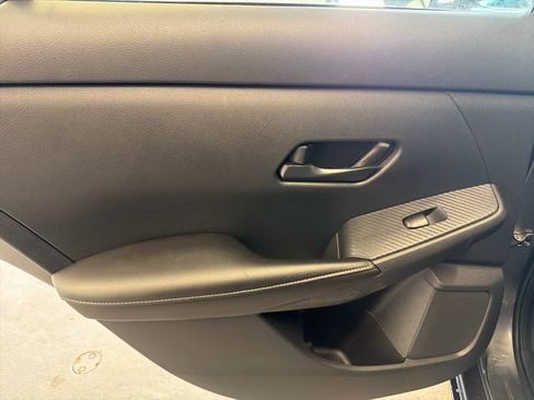 Used 2024 Nissan Sentra SV image 22