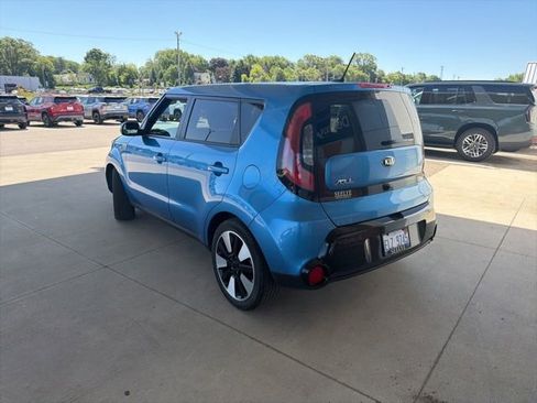 Used 2016 Kia Soul + w/ Designer's Package FWD image 3