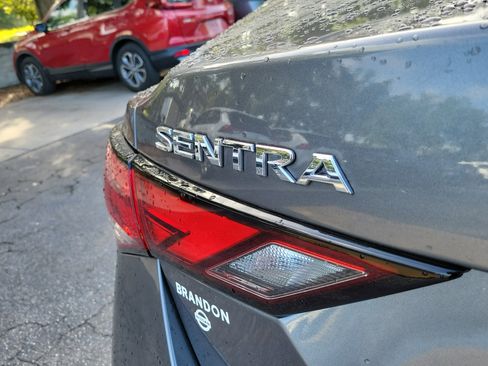 Used 2021 Nissan Sentra SV w/ Trunk Package FWD image 9