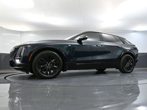 Used 2024 Cadillac Lyriq Luxury image 56