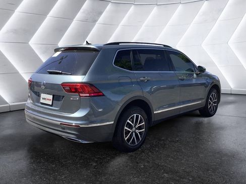 Used 2020 Volkswagen Tiguan SE AWD/4WD image 4