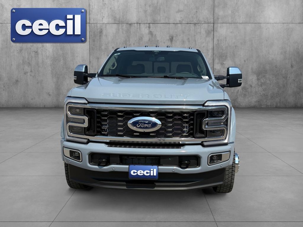 New 2026 Ford F450 Platinum w/ Platinum Plus Package AWD/4WD image 2