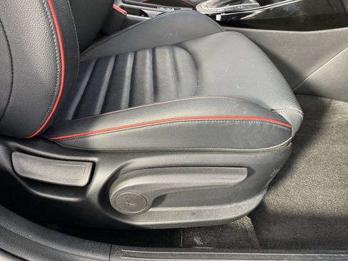 Used 2023 Kia Forte GT w/ GT2 Package image 32