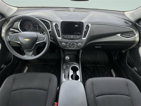 Used 2020 Chevrolet Malibu LS image 26