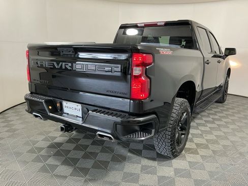 Used 2024 Chevrolet Silverado 1500 Custom Trail Boss w/ LPO, Dark Essentials Package AWD/4WD image 5