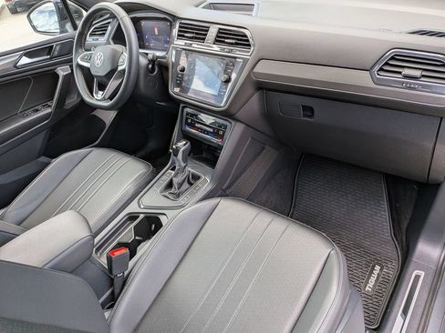 Used 2023 Volkswagen Tiguan SE R-Line FWD image 37