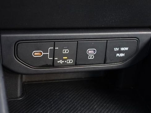 Used 2025 Kia K4 LXS image 24