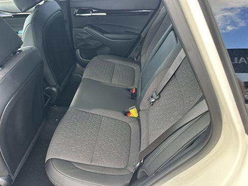 New 2026 Kia Seltos S image 13