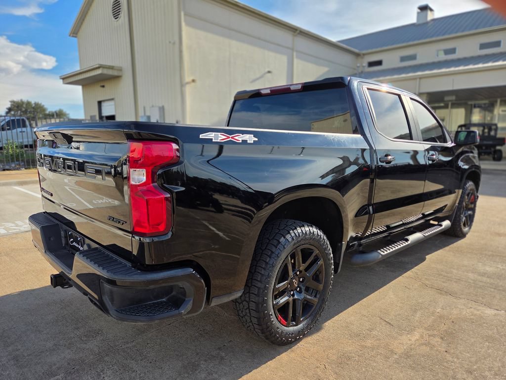 Used 2021 Chevrolet Silverado 1500 RST w/ Redline Edition AWD/4WD image 5