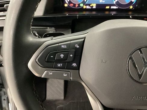 Used 2024 Volkswagen Atlas Cross Sport SE AWD/4WD image 21