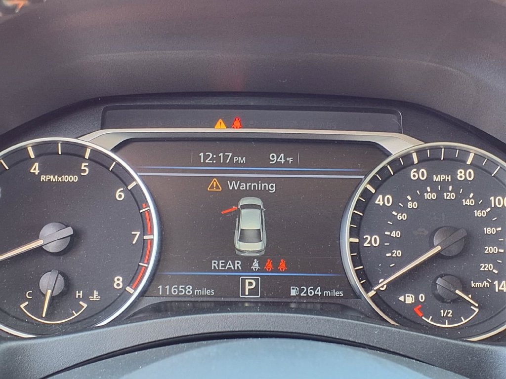 Certified 2025 Nissan Altima 2.5 SR FWD image 23