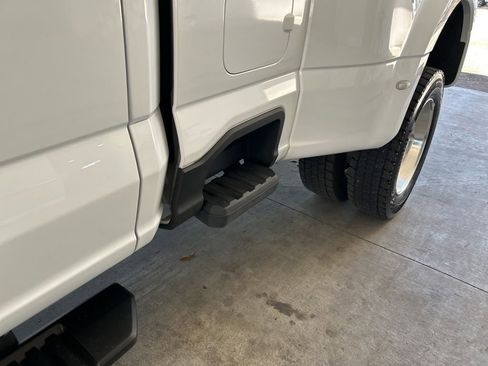 Used 2025 Ford F450 4x4 Crew Cab Super Duty image 16