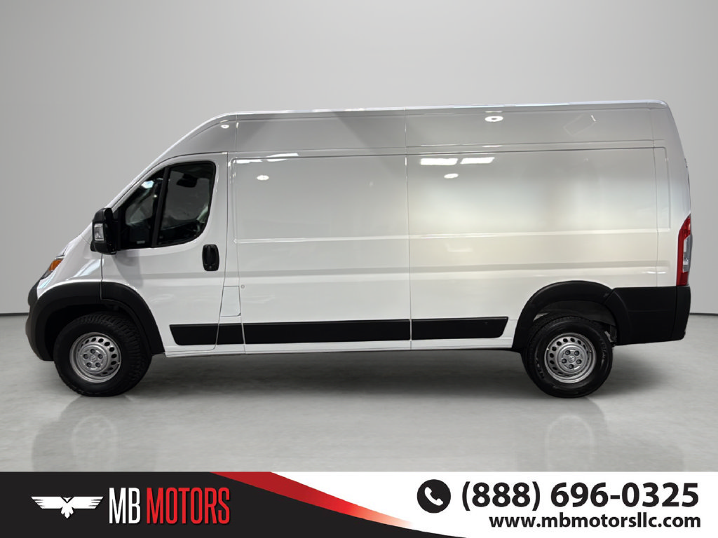 Used 2025 RAM ProMaster 2500 w/ Convenience Group FWD image 2