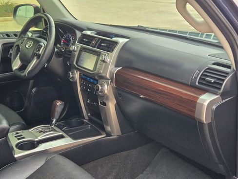 Used 2019 Toyota 4Runner Limited image 31