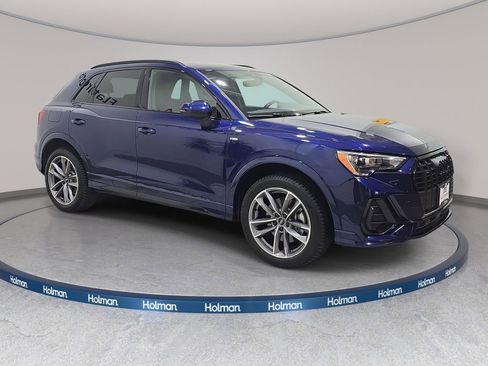 Used 2021 Audi Q3 2.0T Premium w/ Convenience Package AWD/4WD image 5