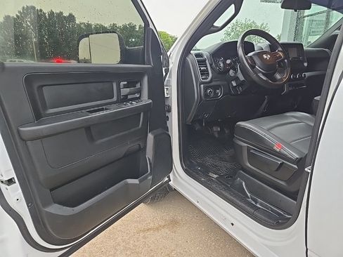 Used 2021 RAM 2500 Tradesman RWD image 36