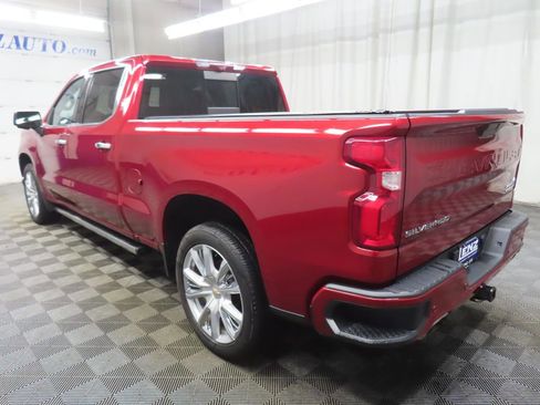 Used 2022 Chevrolet Silverado 1500 High Country w/ Technology Package image 6