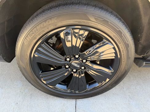 Used 2019 Lincoln Navigator L Reserve image 85