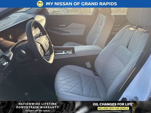 New 2026 Nissan Sentra SL image 7