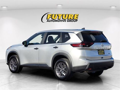 Certified 2024 Nissan Rogue S image 7