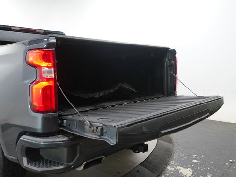 Used 2021 Chevrolet Silverado 1500 RST AWD/4WD image 17