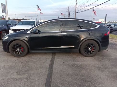 Used 2017 Tesla Model X P100D AWD/4WD image 2