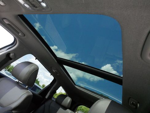 Used 2019 Hyundai Santa Fe AWD image 33