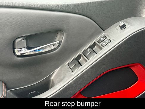 Certified 2024 Nissan Frontier Pro-X RWD image 18