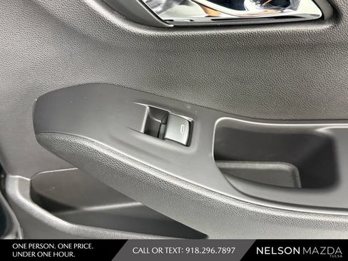 Used 2019 Chevrolet Traverse LS FWD image 39