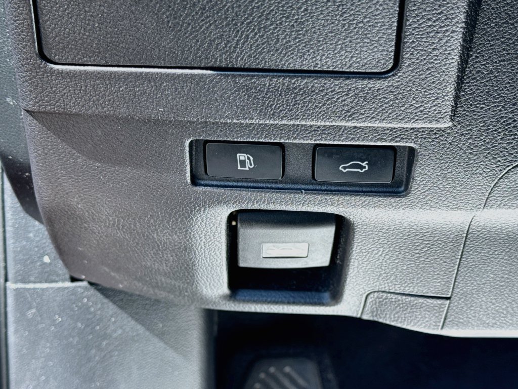 Used 2020 Lexus ES 350 w/ Premium Package FWD image 10