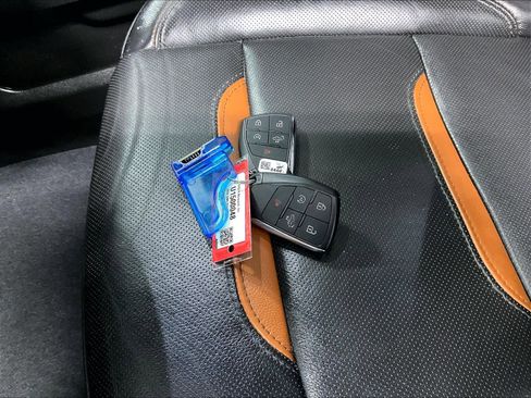 Used 2024 GMC Sierra 1500 AT4 w/ Technology Package image 50