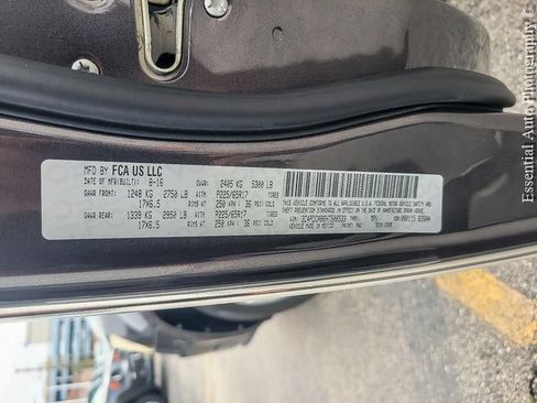Used 2017 Dodge Journey SE w/ Flexible Seating Group FWD image 32