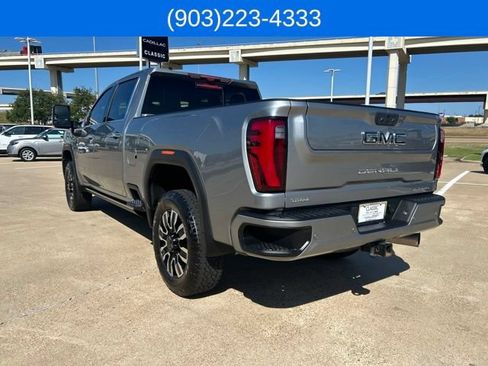 Used 2024 GMC Sierra 2500 Denali Ultimate AWD/4WD image 8