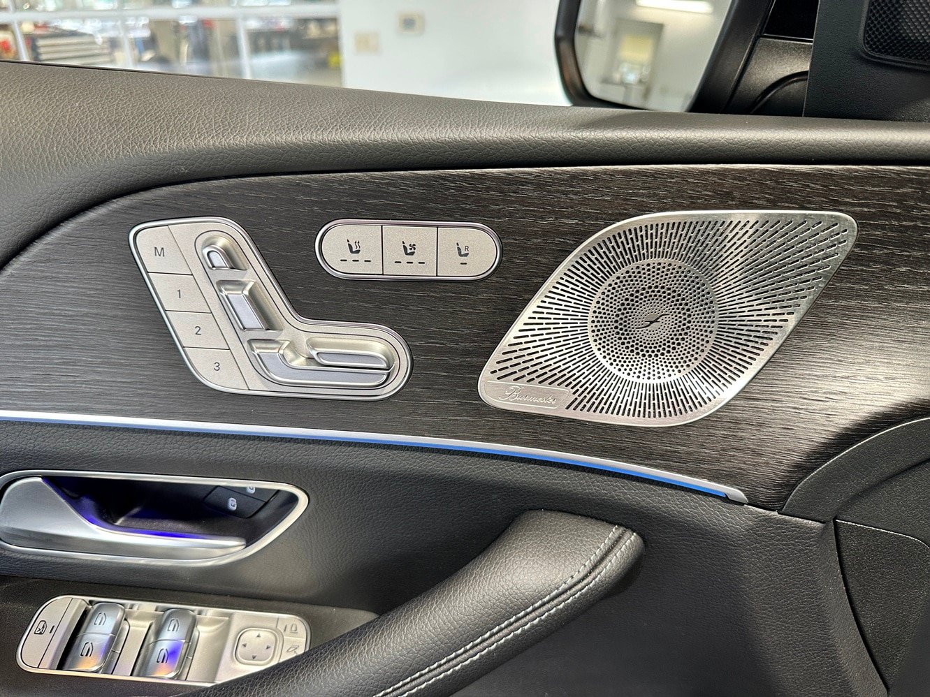 Certified 2025 Mercedes-Benz GLS 450 4MATIC image 12