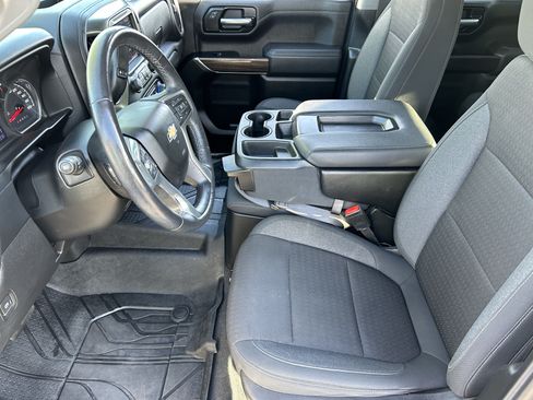 Used 2022 Chevrolet Silverado 1500 LT w/ Convenience Package II AWD/4WD image 17