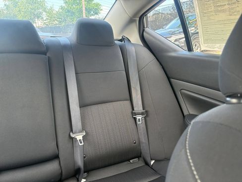 Used 2025 Nissan Altima 2.5 SV FWD image 27