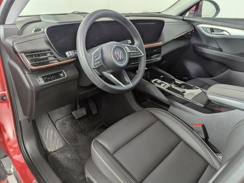 Used 2025 Buick Envision Avenir AWD/4WD image 12