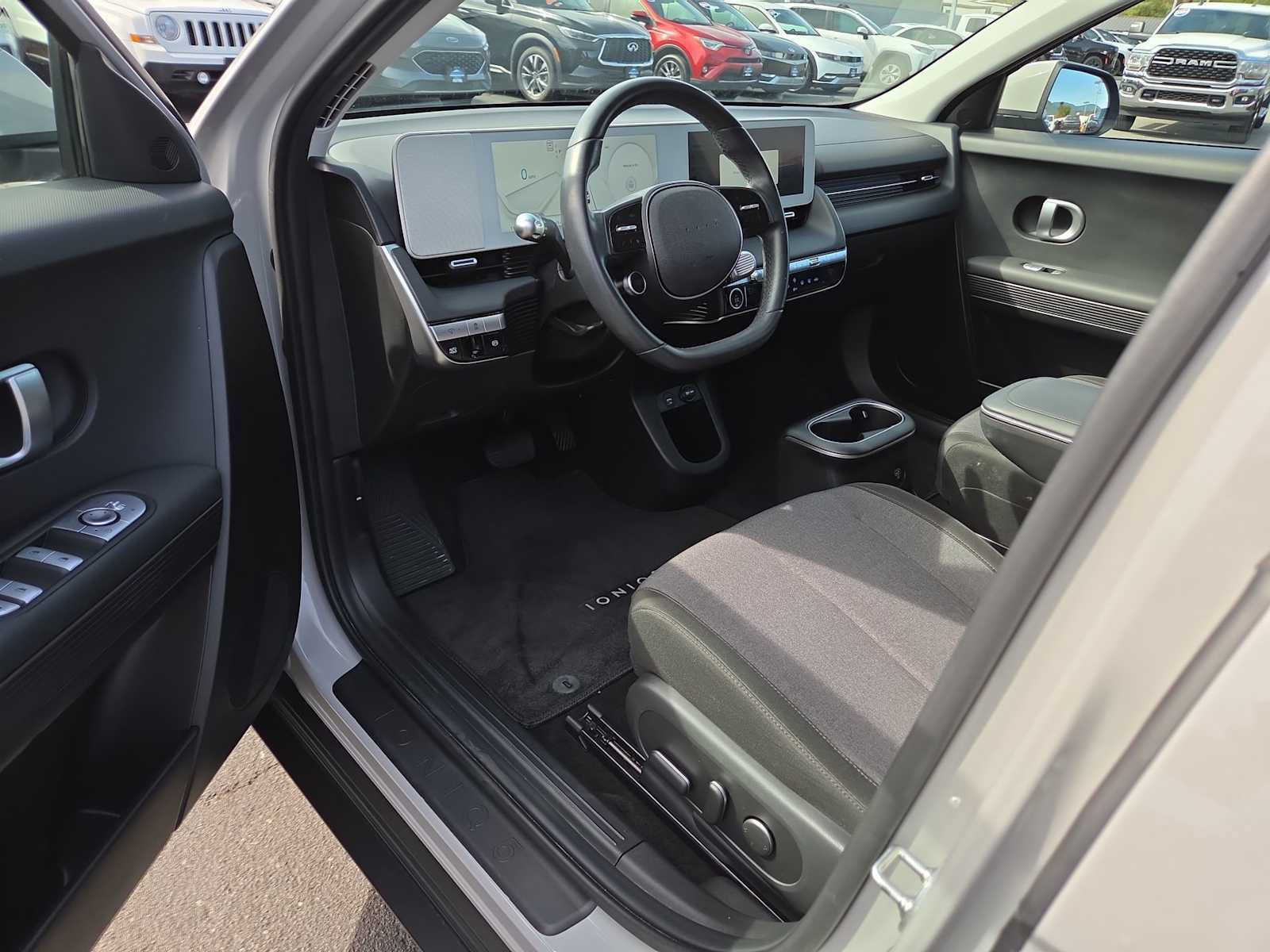 Used 2024 Hyundai Ioniq 5 SE RWD image 10