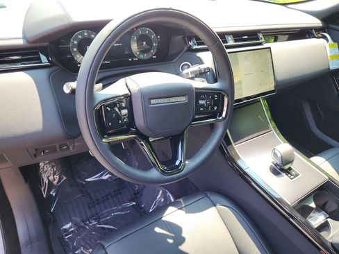 Used 2026 Land Rover Range Rover Velar Dynamic SE image 15