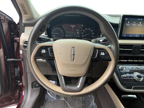 Used 2020 Lincoln Corsair FWD w/ Premium Package image 14