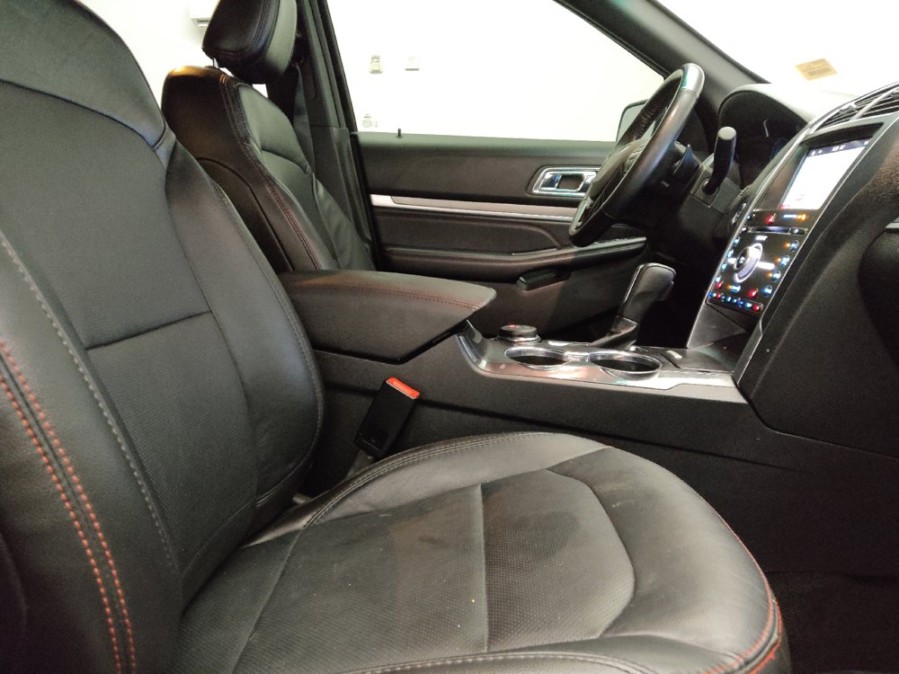 Used 2018 Ford Explorer Sport w/ Ford Safe & Smart Package AWD/4WD image 21