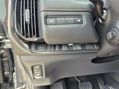 New 2026 Nissan Armada PRO-4X AWD/4WD image 34